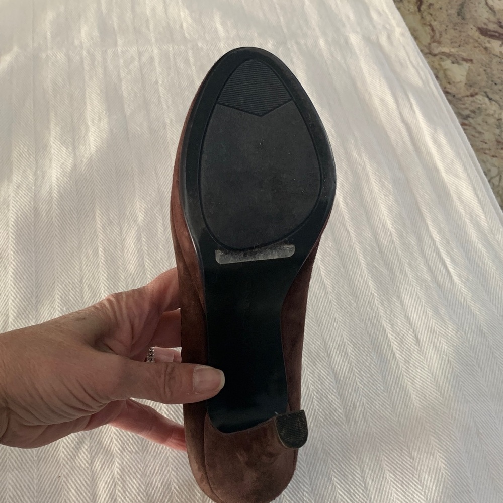 Bandolino Suede heels - Picture 3 of 5